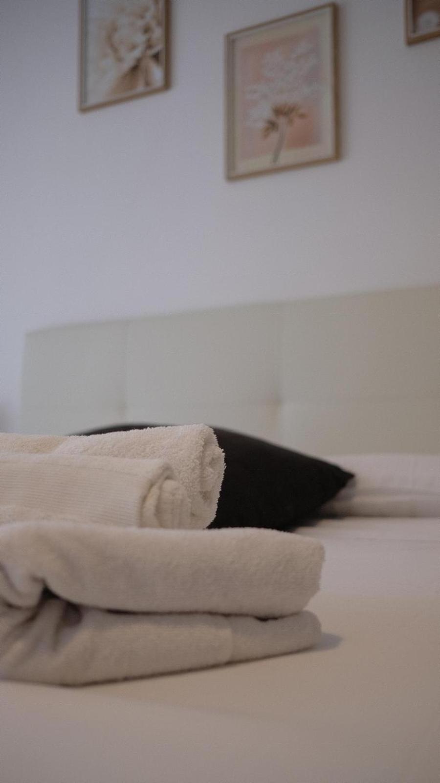 Augusto'S House B&B Rome Bagian luar foto